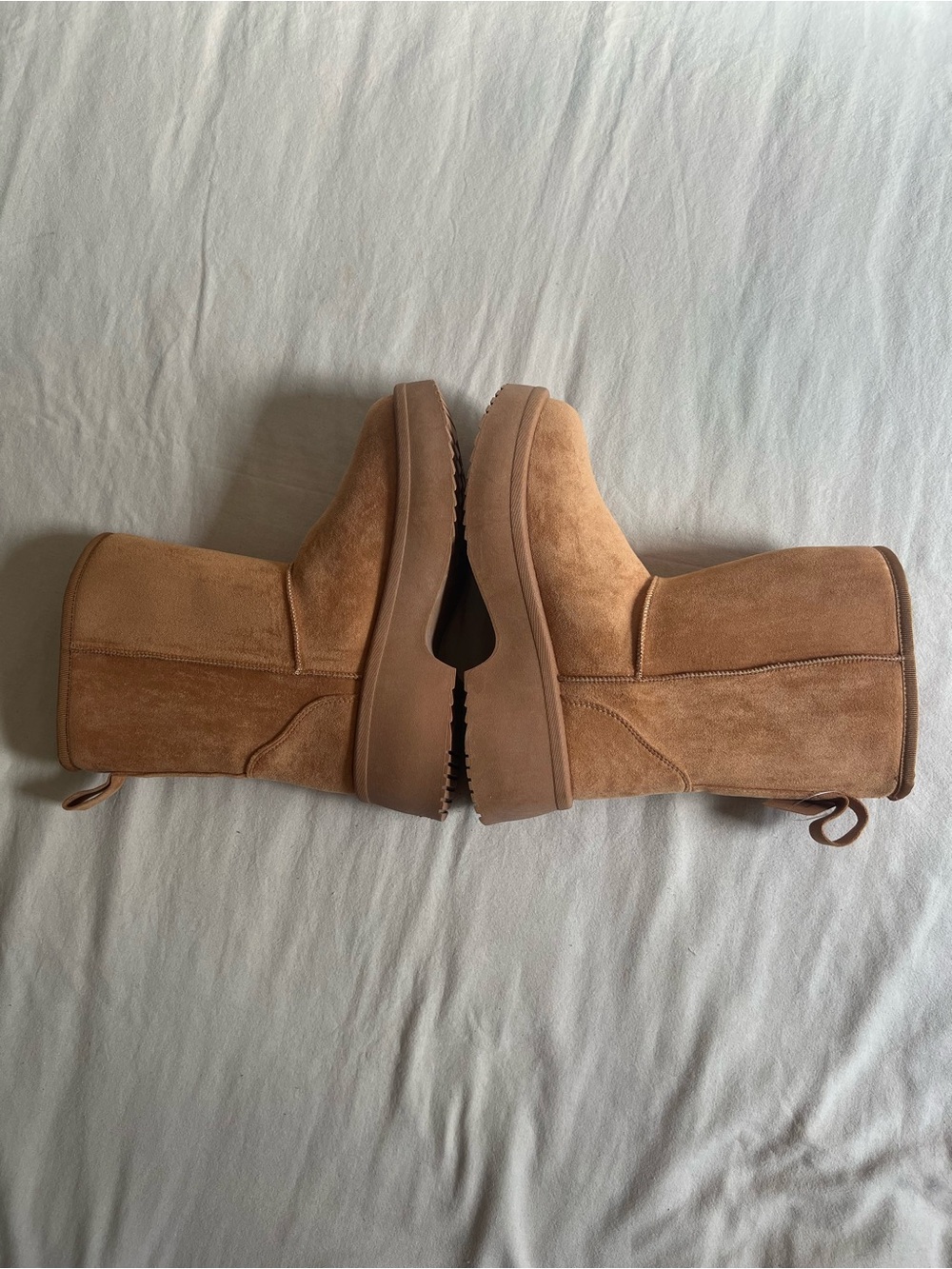 Women's Suede Platform Winter Boots in Chestnut Brown - Picture 3 of 7